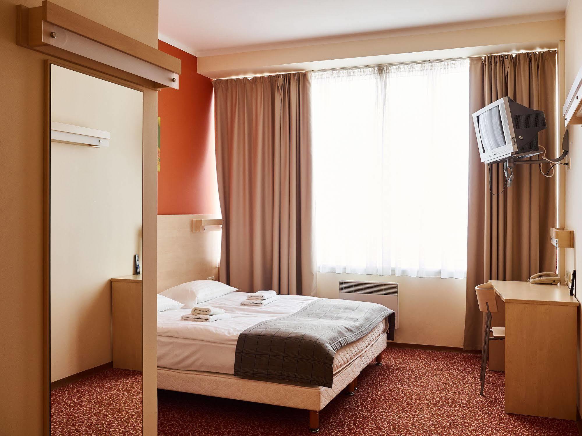 Rija Bauska Hotel Buitenkant foto