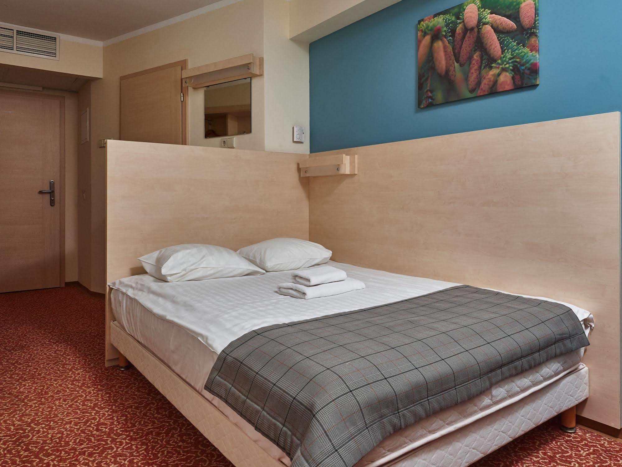 Rija Bauska Hotel Buitenkant foto