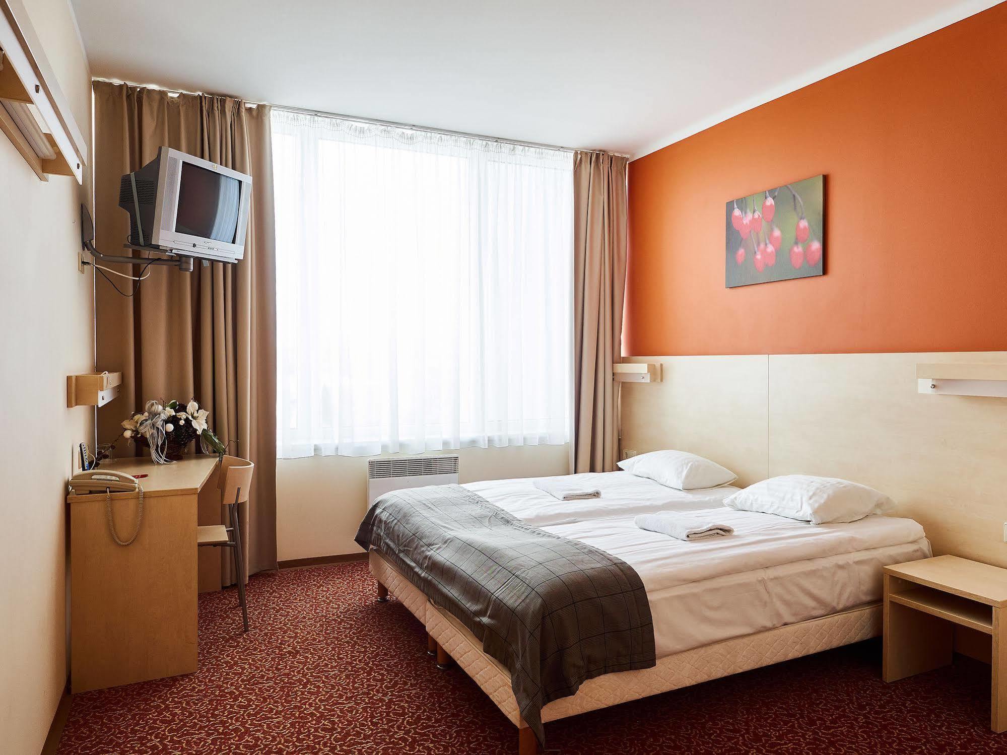 Rija Bauska Hotel Buitenkant foto